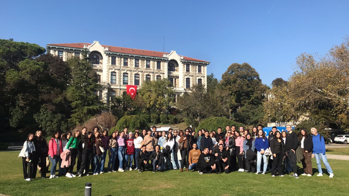 12. Sınıf Öğrencilerimizle Boğaziçi Üniversitesi Gezisi